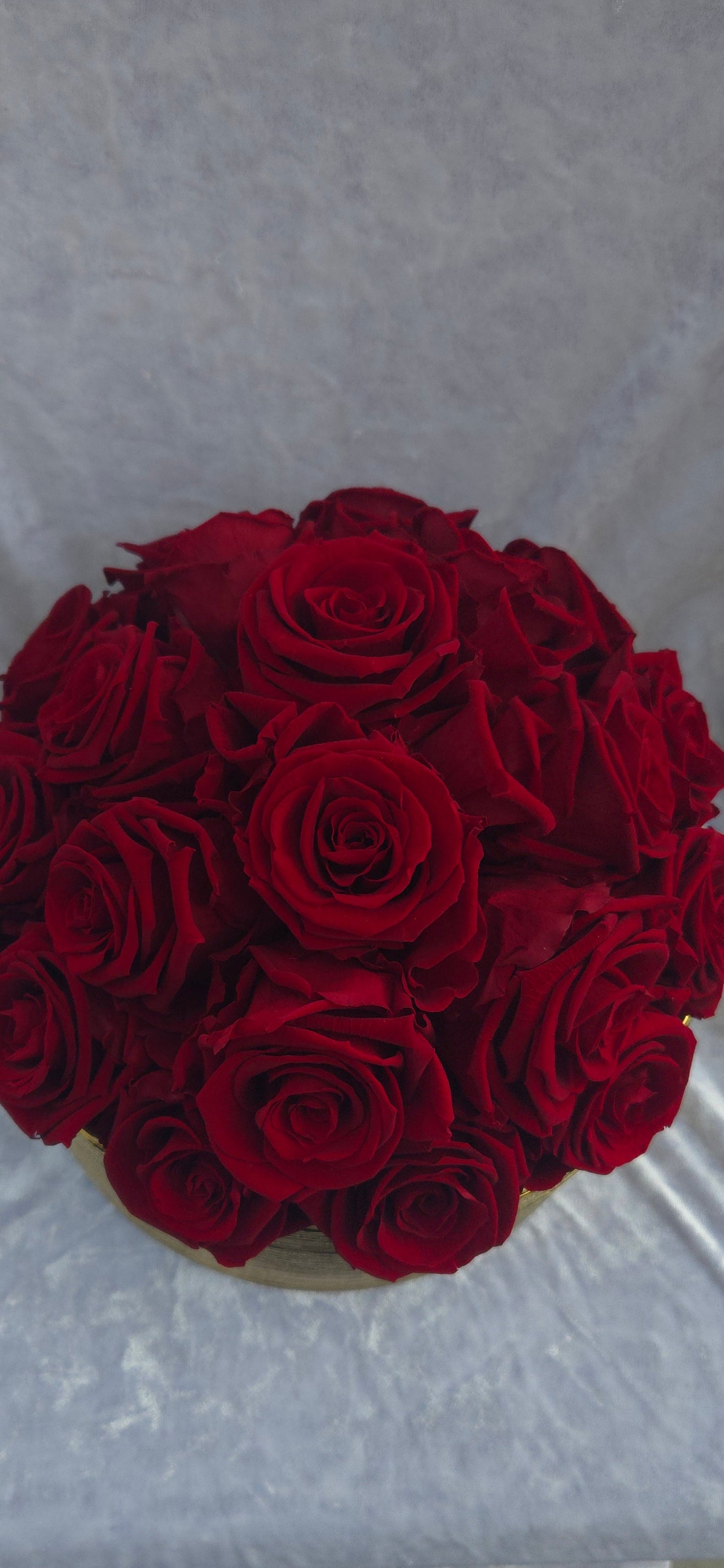 Magic Makers Grand Table Centerpiece (20+ Preserved Roses)