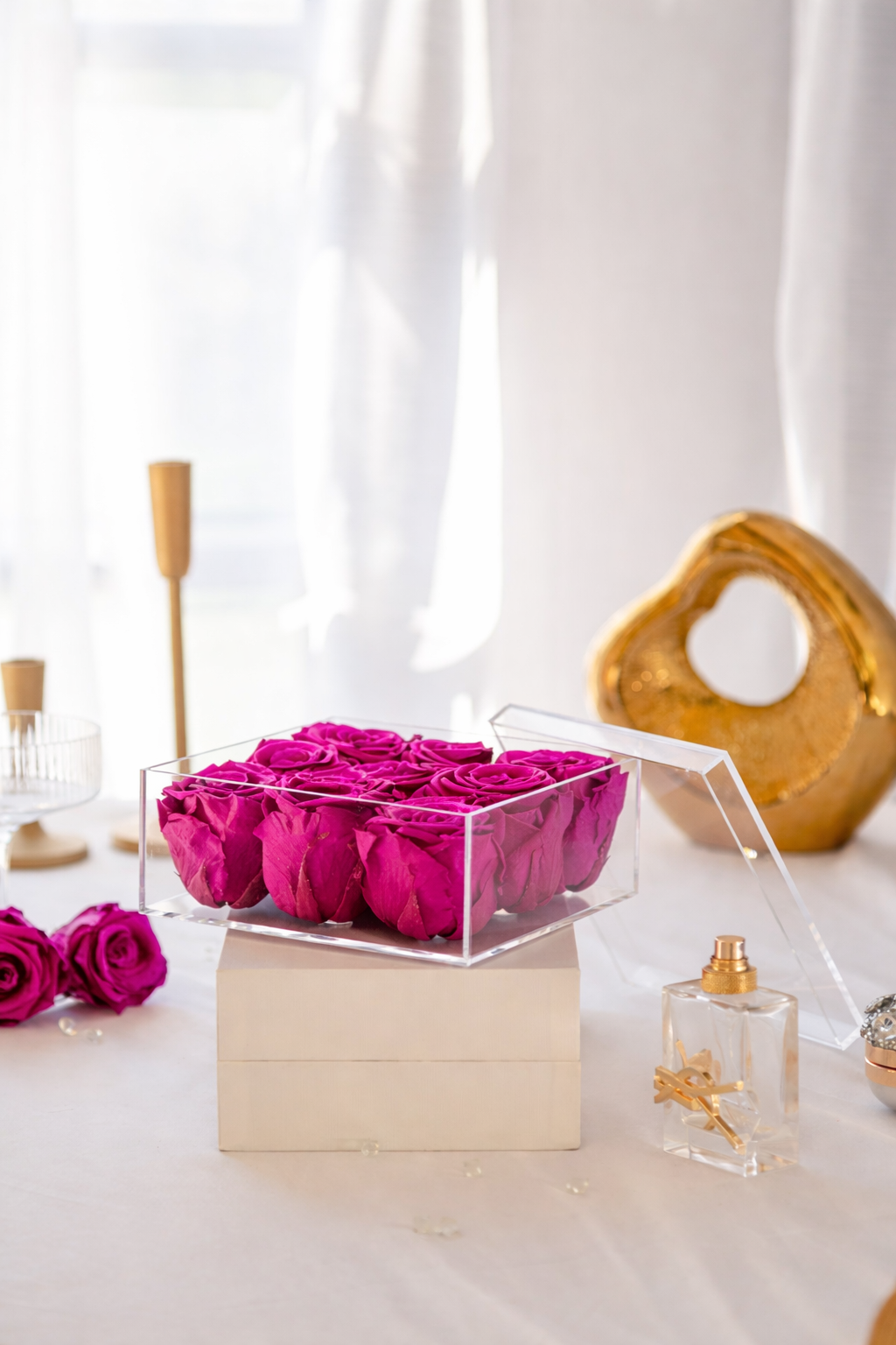 9 Rose Acrylic Case - NP